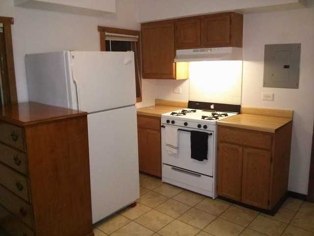 162 W Mill St - Photo 3 of 7