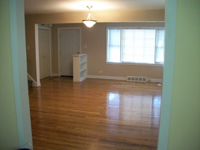 3548 W 163rd St - Photo 2 of 18