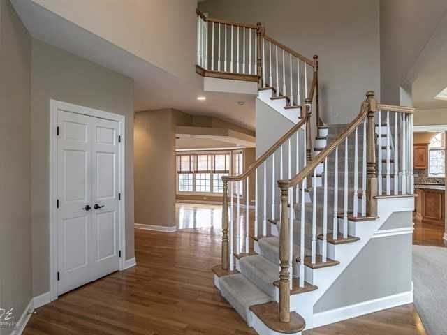 3403 Goldfinch Dr - Photo 3 of 25