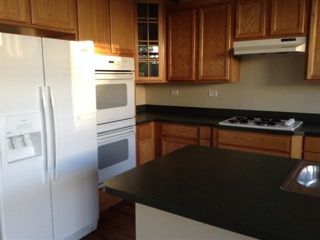 534 Valley View Dr - Photo 3 of 13
