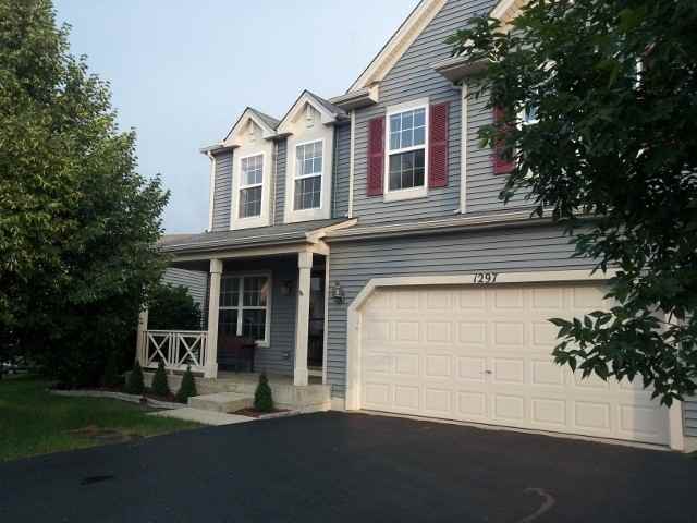 1297 Holly Dr - Photo 3 of 34