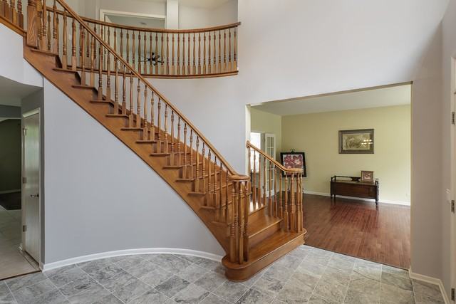 86 Holabird Cir - Photo 2 of 14