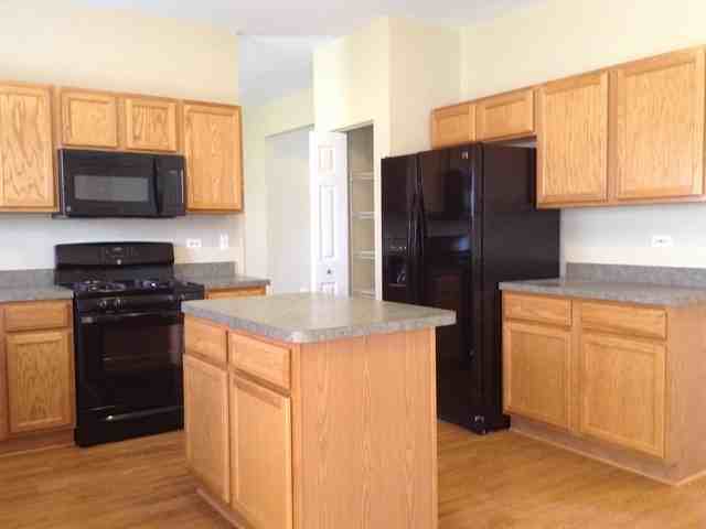 1801 Thornapple Way - Photo 3 of 14