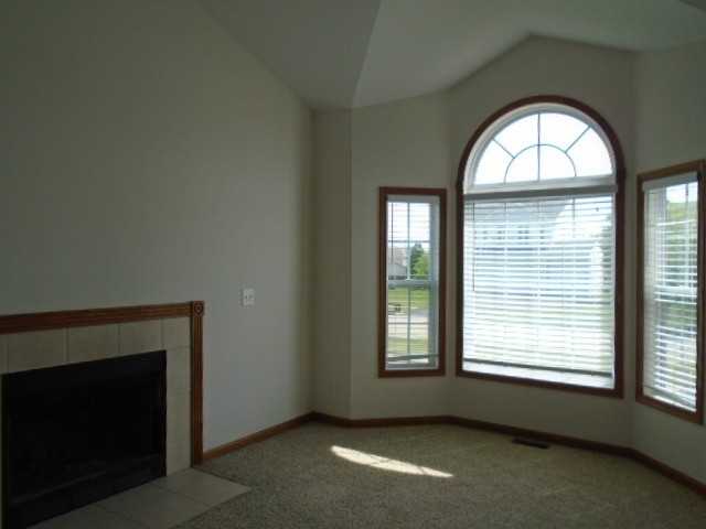 300 Greenbriar Blvd - Photo 2 of 14