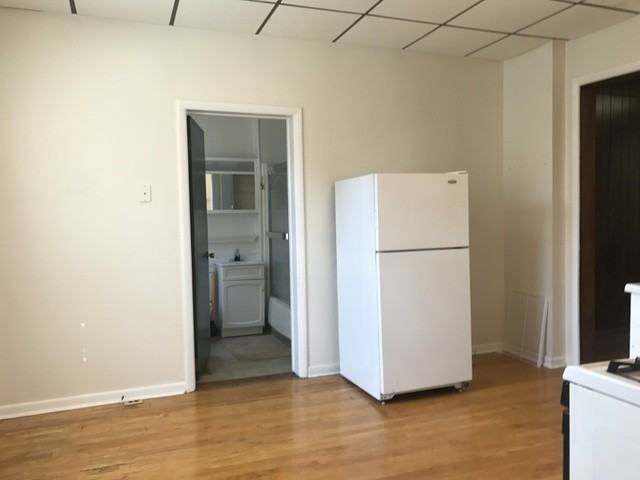 817 S 4th Ave #1 - Photo 3 of 7