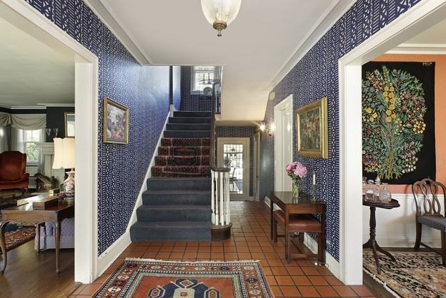 310 Raleigh Rd - Photo 2 of 11