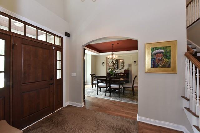 120 E Hawthorne Ct - Photo 2 of 26