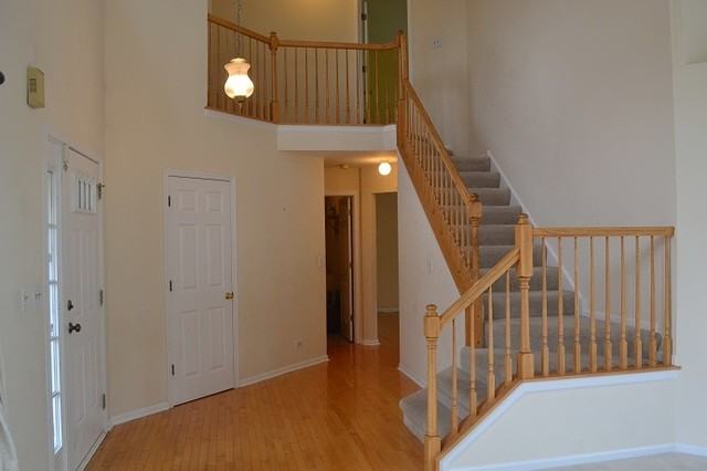 813 Seacrest Ln - Photo 3 of 20