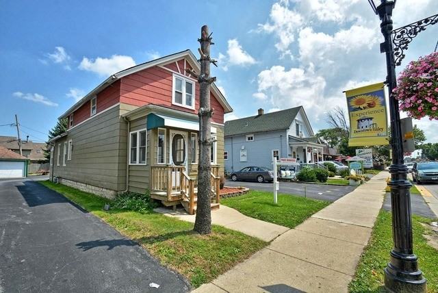 17251 Oak Park Ave - Photo 2 of 15