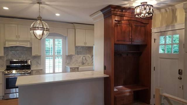 5N455 Railroad St - Photo 3 of 22