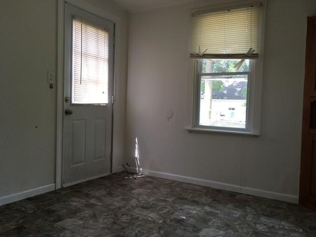 210 Brierhill Dr - Photo 2 of 5