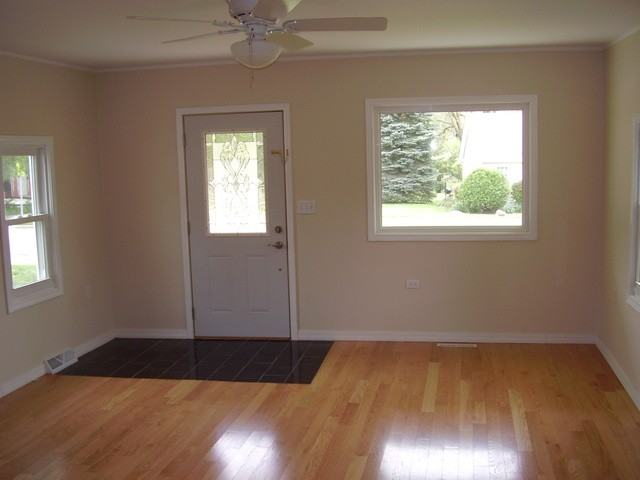 1420 S 7th St - Photo 2 of 5