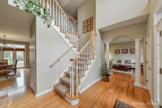 2288 Glouceston Ln - Photo 3 of 25