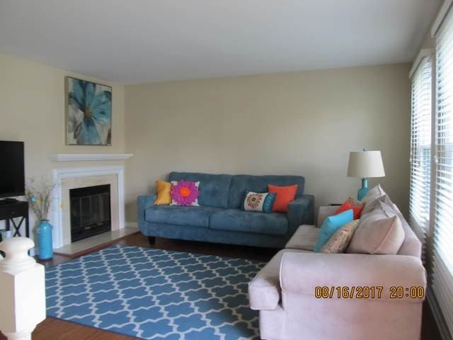 1414 Walnut Cir - Photo 3 of 10