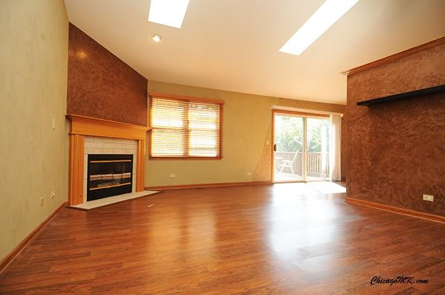 403 River Bluff Dr - Photo 2 of 19