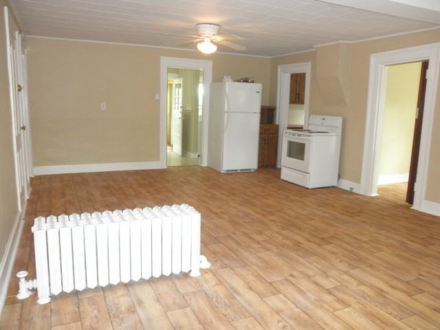 3986 Rollo Rd - Photo 3 of 40