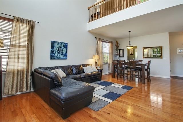 2420 Trailside Ln - Photo 3 of 20