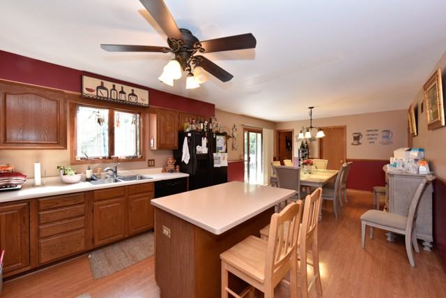 2709 10th St - Photo 2 of 30