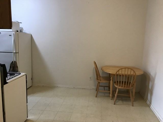 137 S Batavia Ave #C - Photo 2 of 22