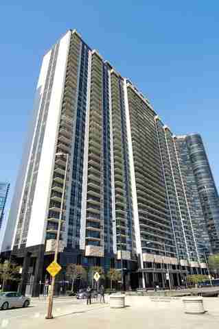 400 E Randolph St #2202