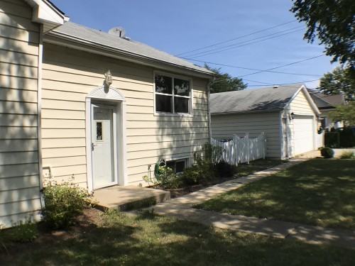 785 Michigan St - Photo 3 of 20