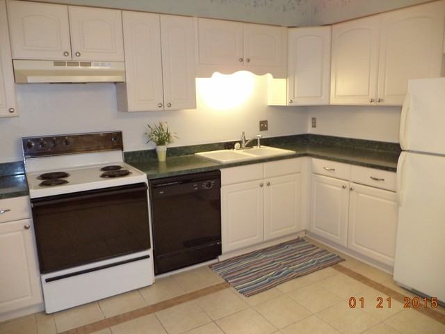 409 E Judd St #409 - Photo 2 of 26