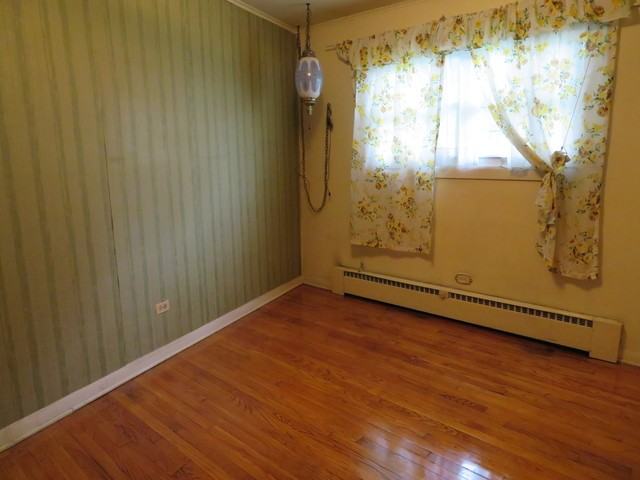 326 Vanna Ct - Photo 3 of 9