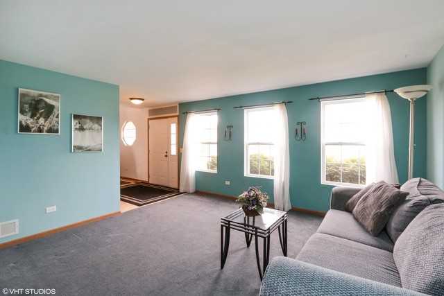 1880 Ivy Ct - Photo 2 of 16