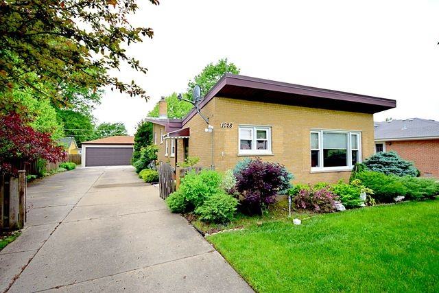1028 N Cumberland Ave - Photo 3 of 46