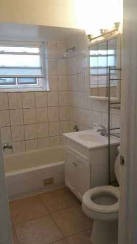 440 W 15th Pl #2 - Photo 3 of 4