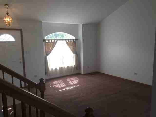 5305 Meadowbrook St - Photo 3 of 13