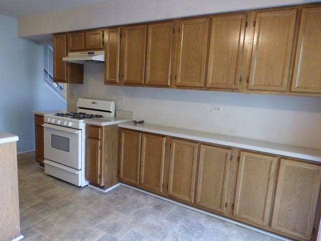 2186 Rob Roy Ct - Photo 3 of 10