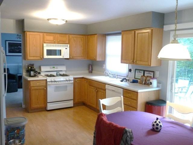 228 Briarheath Ln - Photo 3 of 19