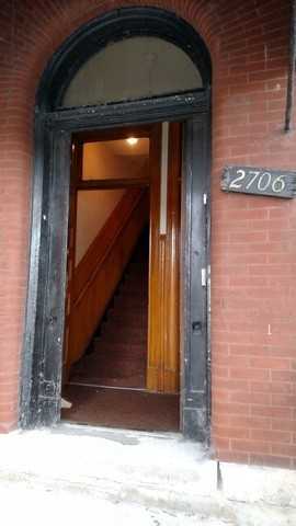 2706 S Wells St #2 - Photo 3 of 35
