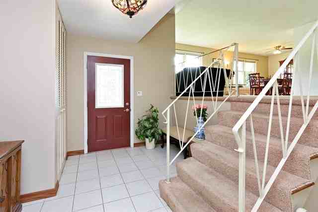 4120 Dixon Dr - Photo 2 of 17