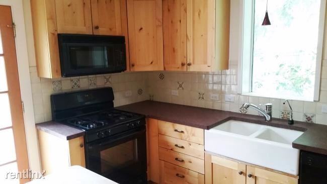 1802 Grove St - Photo 2 of 8