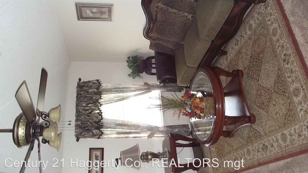 11017 Rogers Hornsby St - Photo 2 of 20