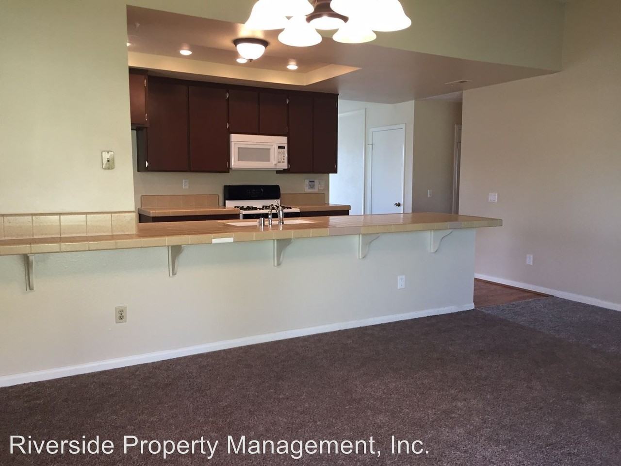 1046 W Eucalyptus Ct - Photo 3 of 14