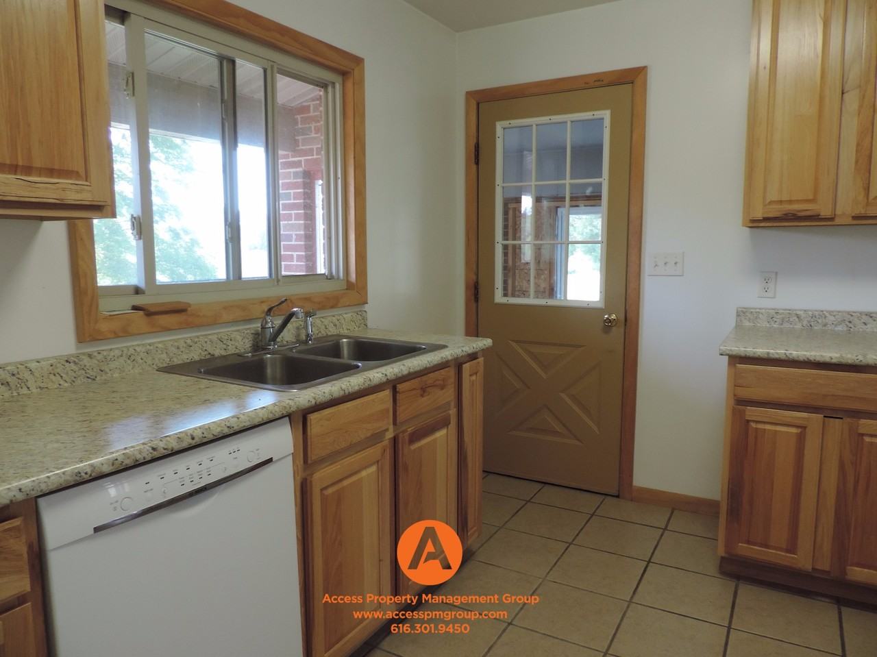 3561 E Y Ave - Photo 3 of 40