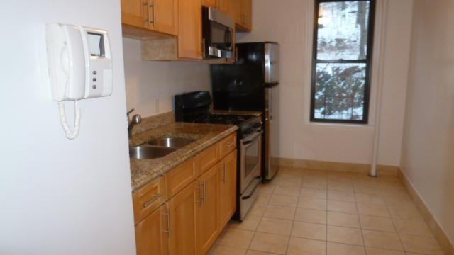 131 Fort George Ave #D