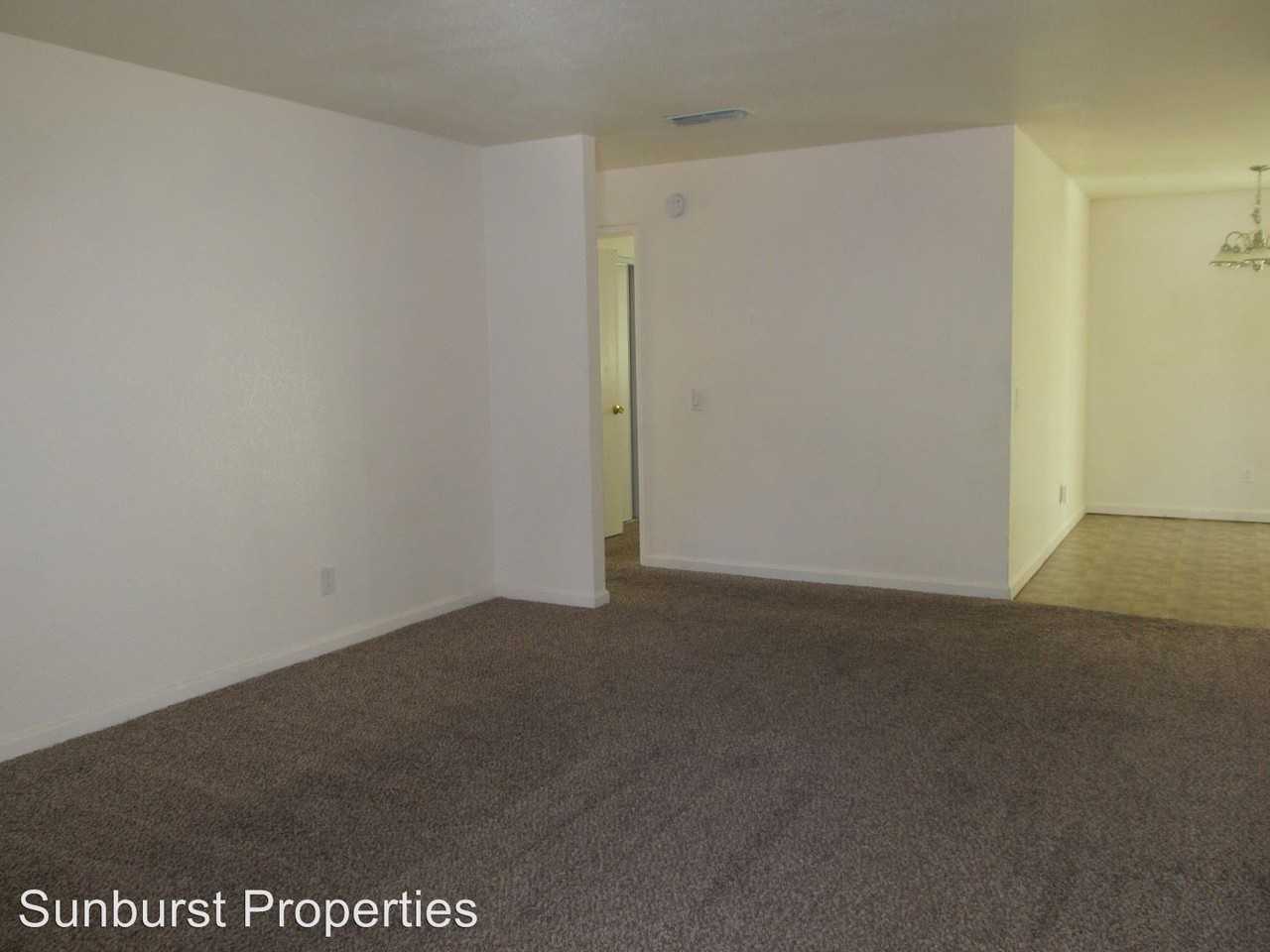 6340 Glenhills Way - Photo 3 of 14