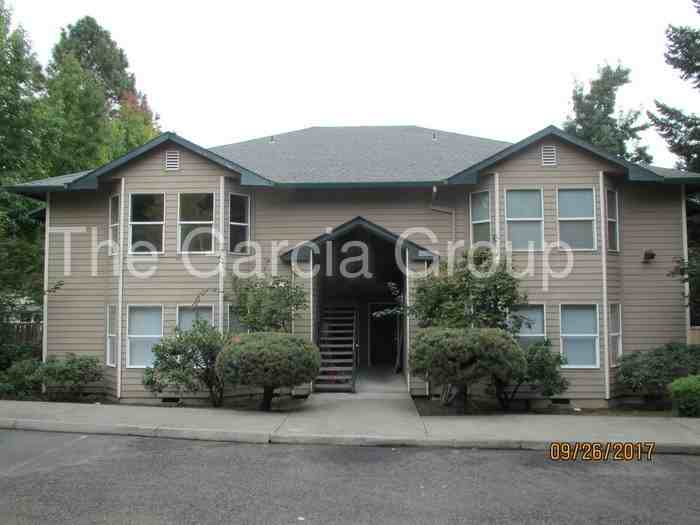 6020 SW Fisher Ave #1