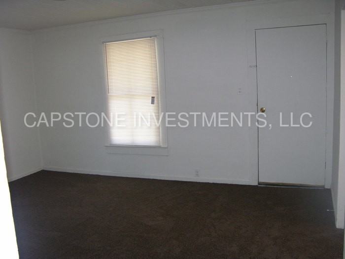 633 Central Dr NW - Photo 2 of 6