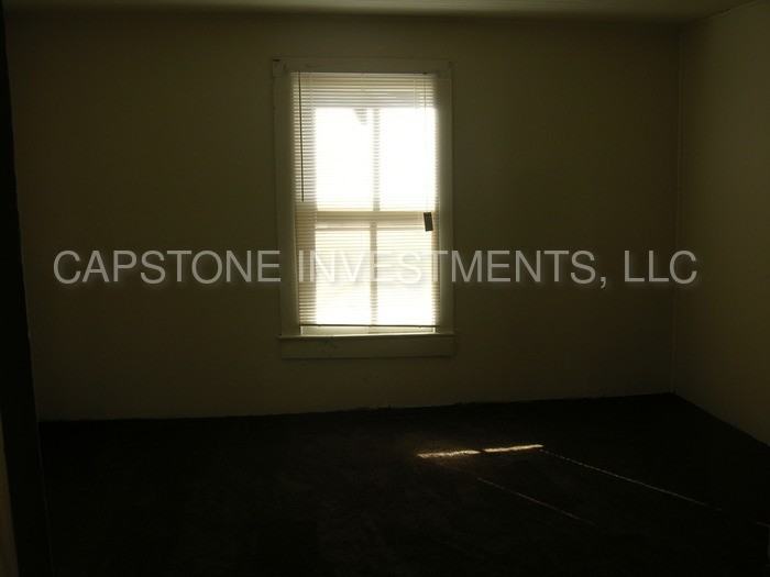 633 Central Dr NW - Photo 3 of 6