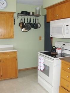 1625 Birmingham St - Photo 3 of 10