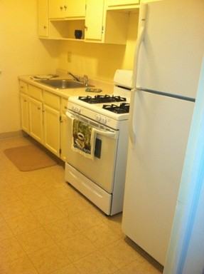 36423 Kilarney Rd - Photo 3 of 9