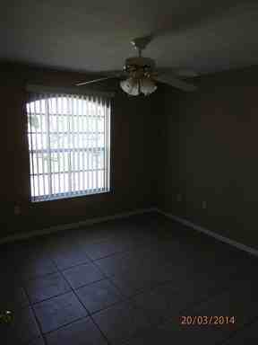 16135 Villa Dr - Photo 3 of 15