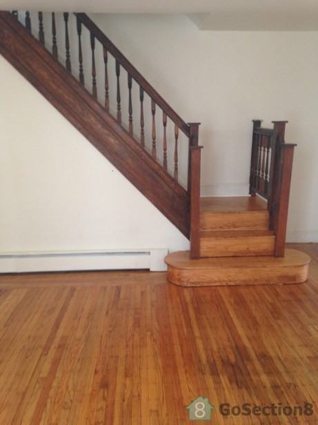 104 Walnut St - Photo 3 of 12