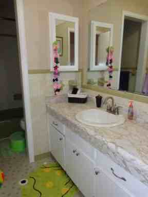 304 Briarwood Cir NW - Photo 3 of 17