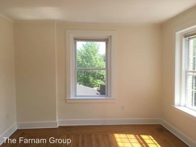 831 Whalley Ave - Photo 2 of 9